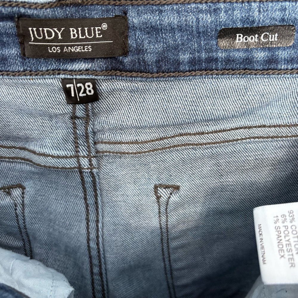 Judy Blue Boot Cut High Rise Distressed Blue Jeans, Women’s Size 7/28 - Picture 3 of 10